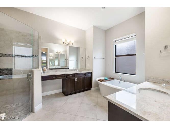 1641 Serrano Circle Naples FL 34105 225080952 image25