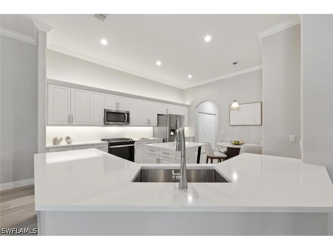 1641 Tarpon Bay Drive S #27 Naples FL 34119 226022751 image17