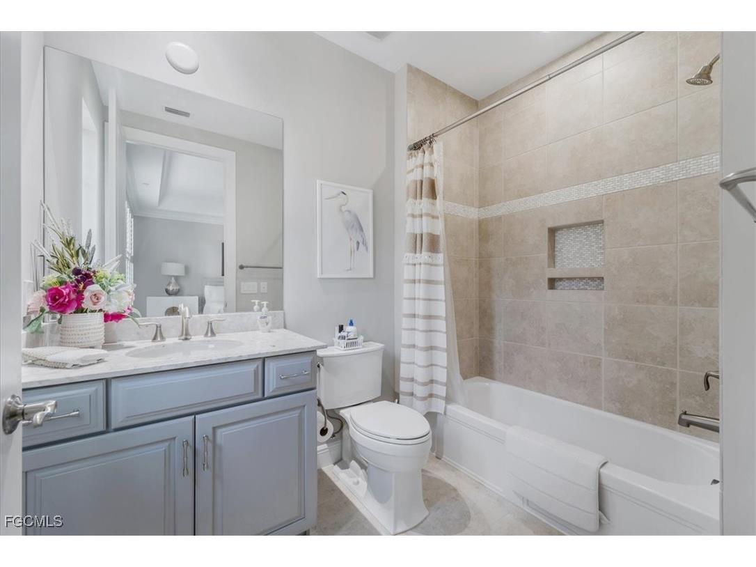 16432 Carrara Way #101 Naples FL 34110 2025000158 image28