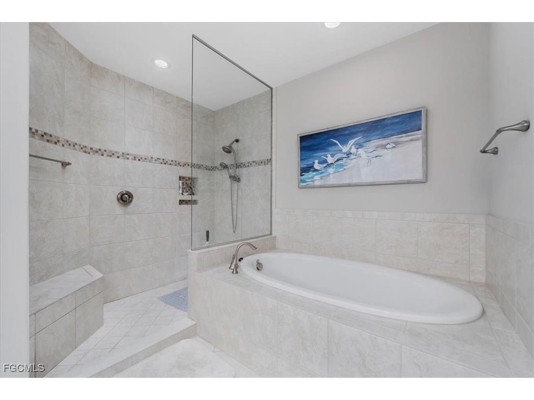 16432 Carrara Way #101 Naples FL 34110 2025000158 image37