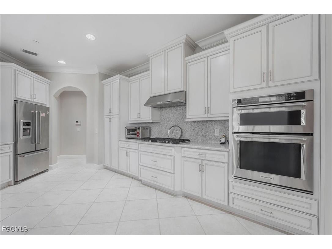 16432 Carrara Way #101 Naples FL 34110 2025000158 image8