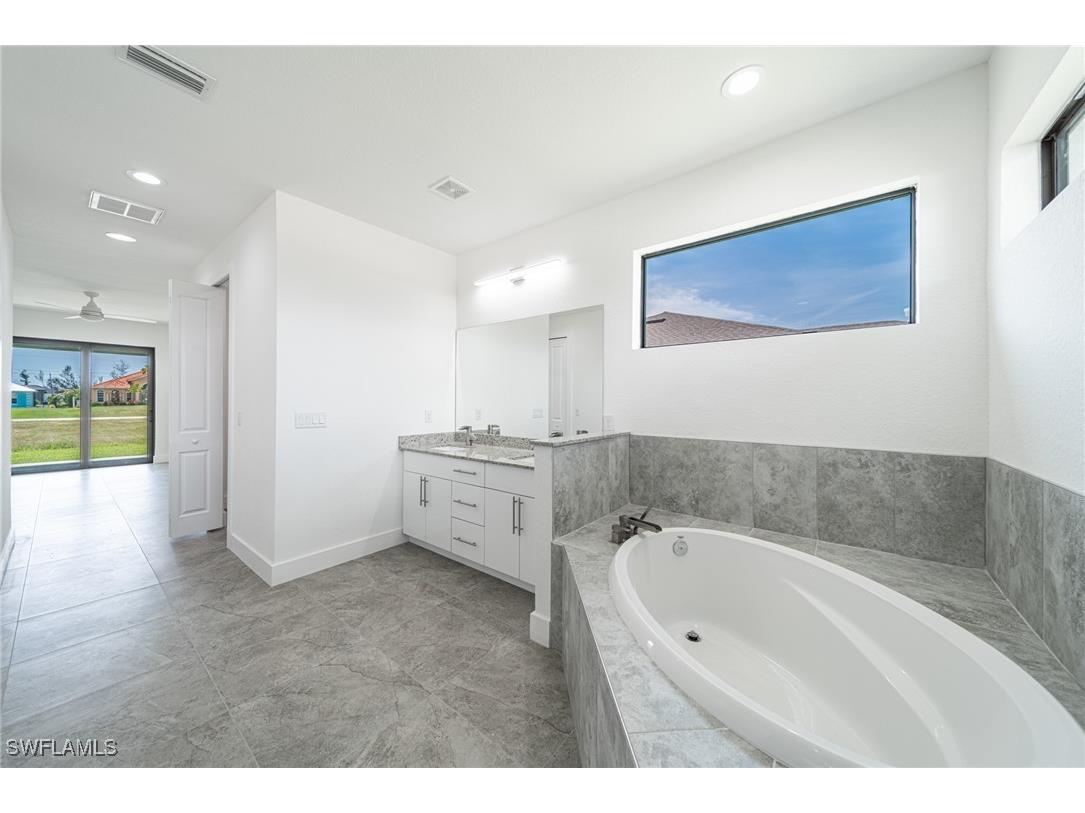 1644 NW 37th Avenue Cape Coral FL 33993 224067277 image27