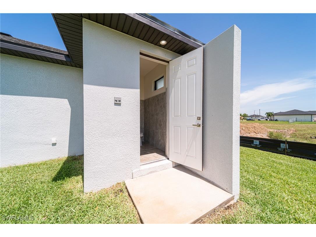 1644 NW 37th Avenue Cape Coral FL 33993 224067277 image32