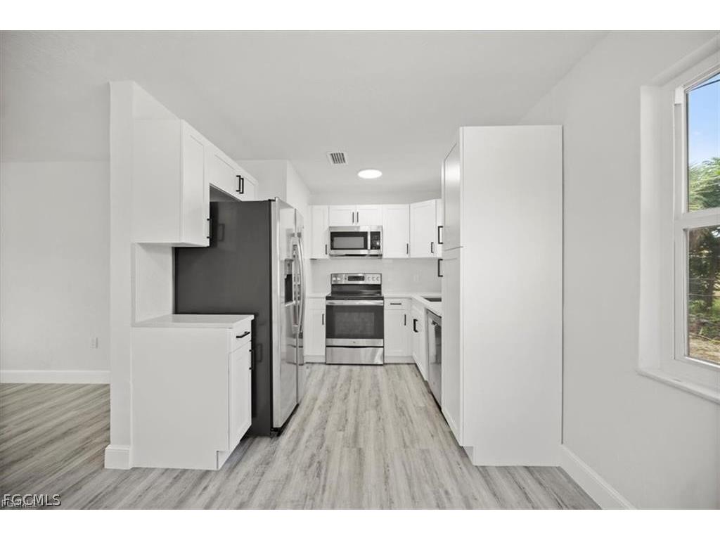1644 Pawnee Street Fort Myers FL 33916 2026012599 image8