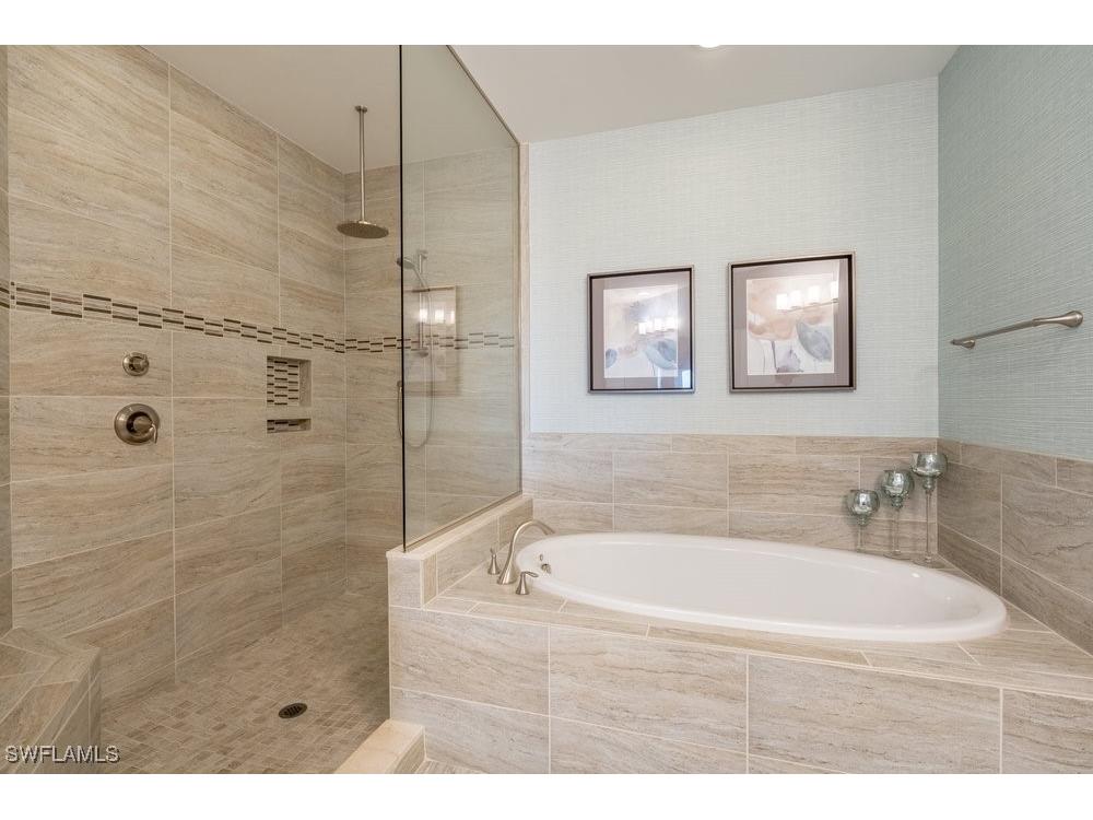16444 Carrara Way #301 Naples FL 34110 225078459 image18