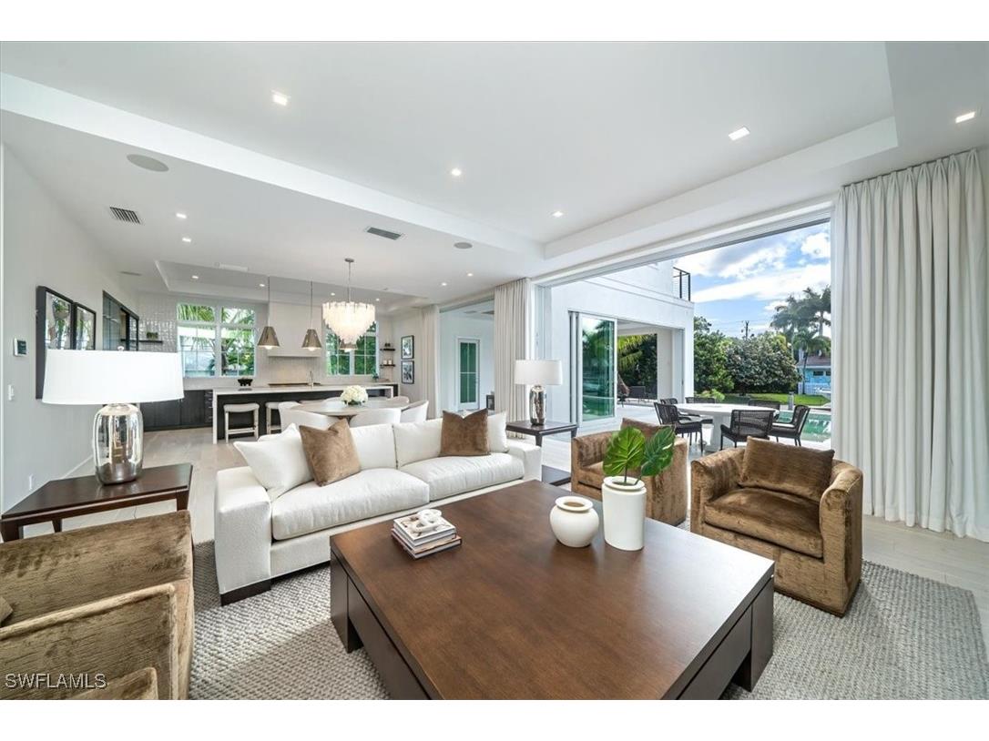 1645 Bonita Court Naples FL 34102 225065624 image11