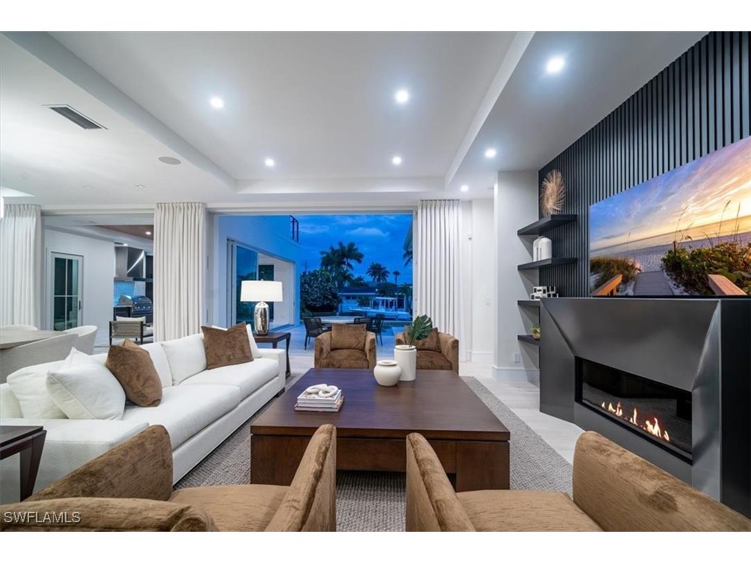 1645 Bonita Court Naples FL 34102 225065624 image14