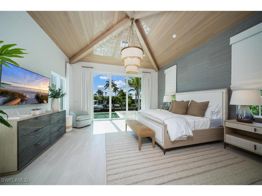 1645 Bonita Court Naples FL 34102 225065624 image17