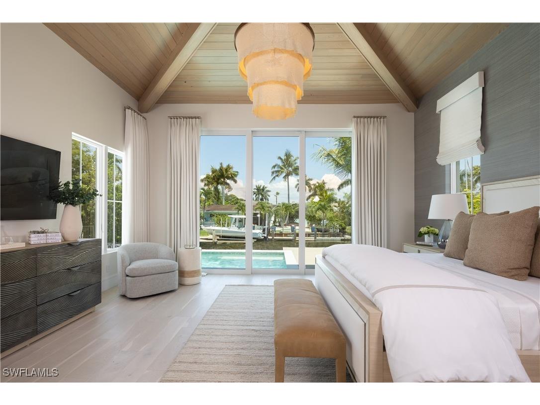 1645 Bonita Court Naples FL 34102 225065624 image18