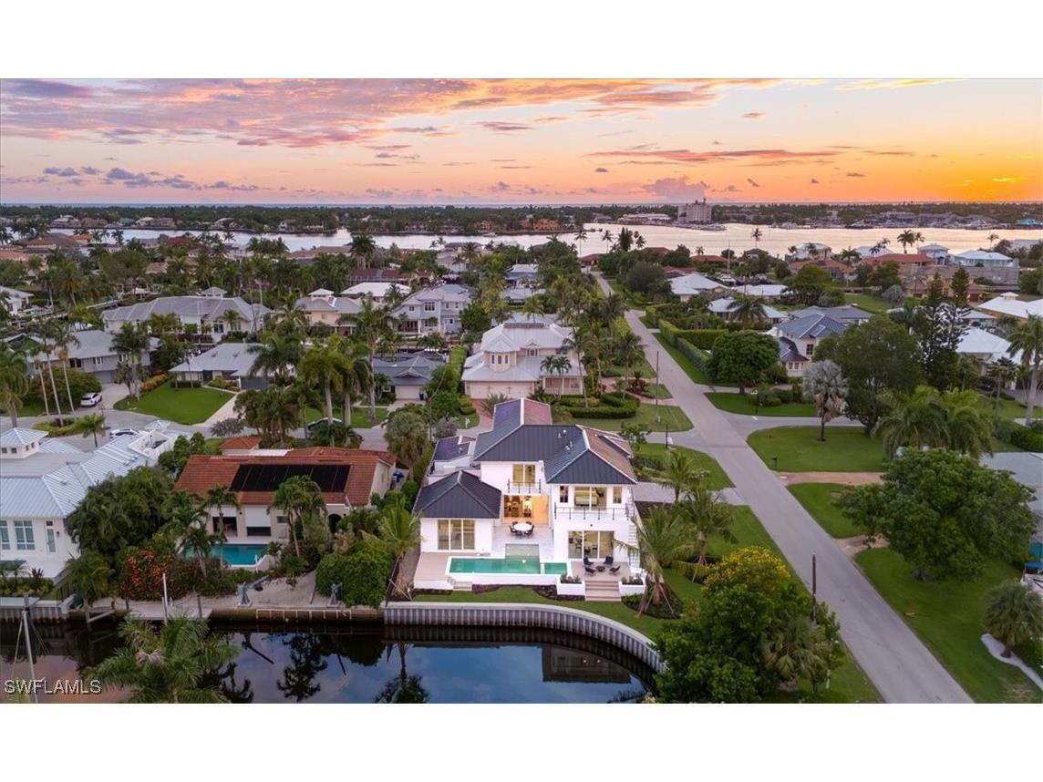 1645 Bonita Court Naples FL 34102 225065624 image40