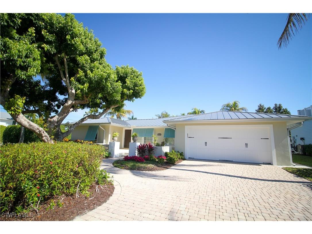 1645 Mullet Court Naples FL 34102 225081272 image1