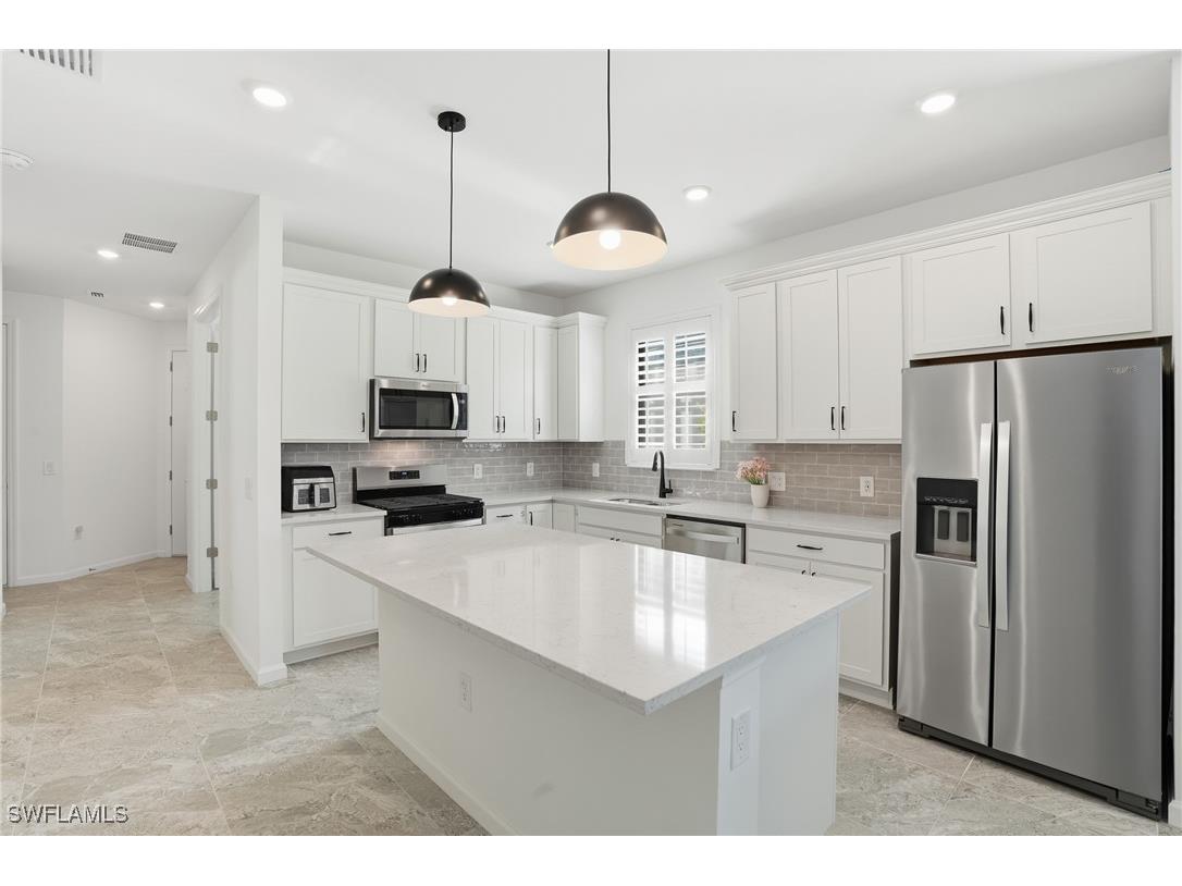 1645 Serena Avenue Naples FL 34120 226000854 image5