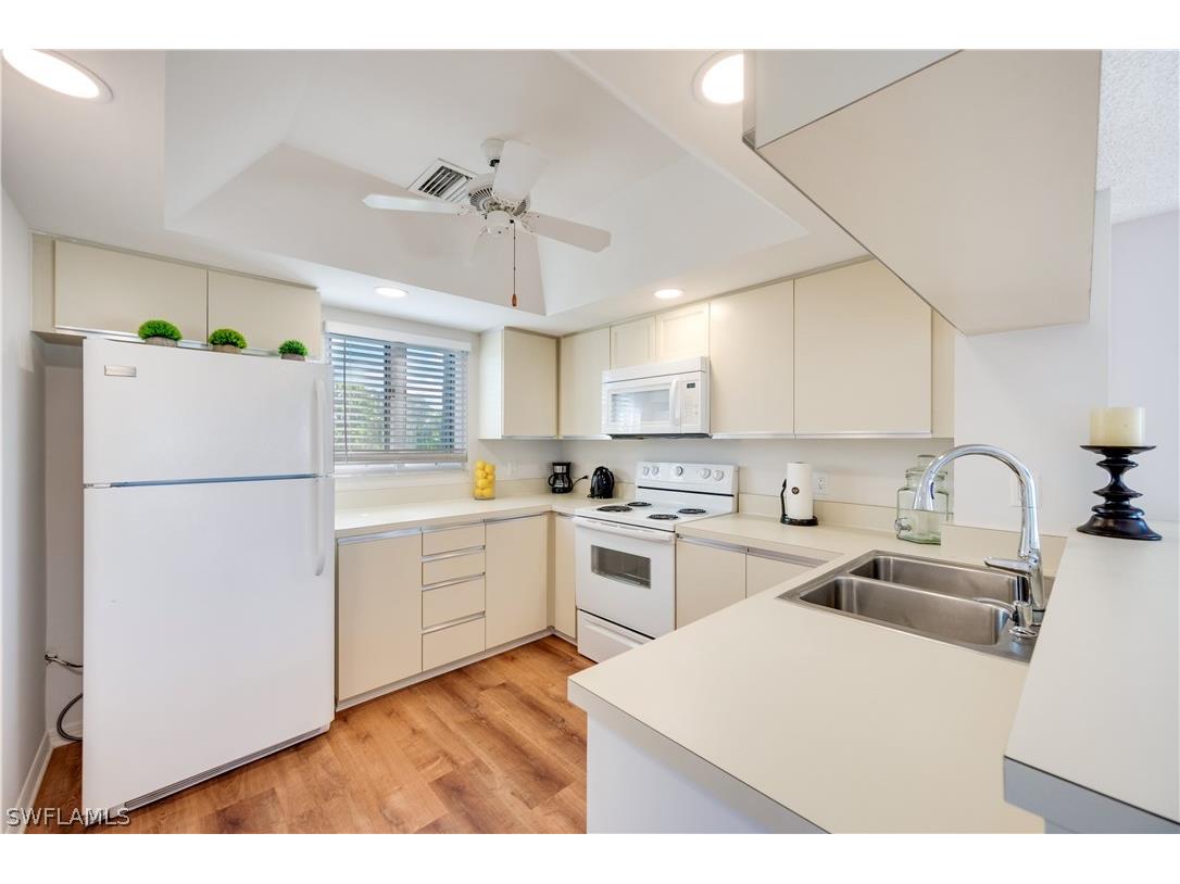 1645 Spoonbill Ln #C Naples FL 34105 226007693 image12