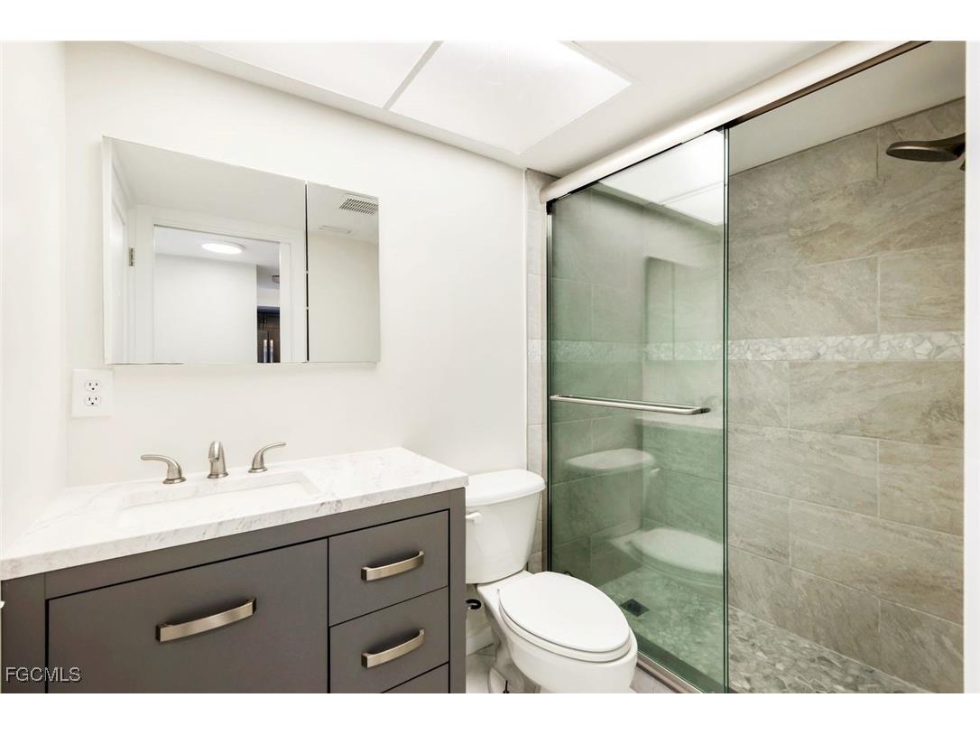 16460 Timberlakes Drive #103 Fort Myers FL 33908 2026000861 image17