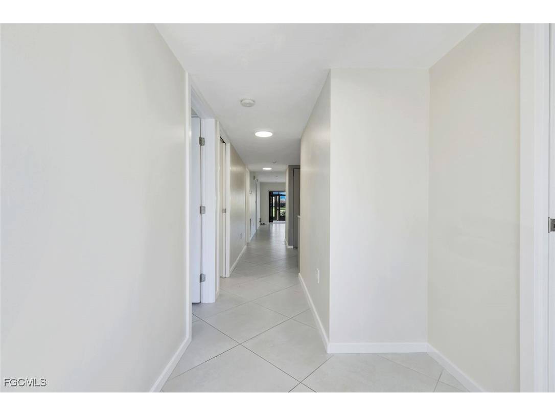 16460 Timberlakes Drive #103 Fort Myers FL 33908 2026000861 image5