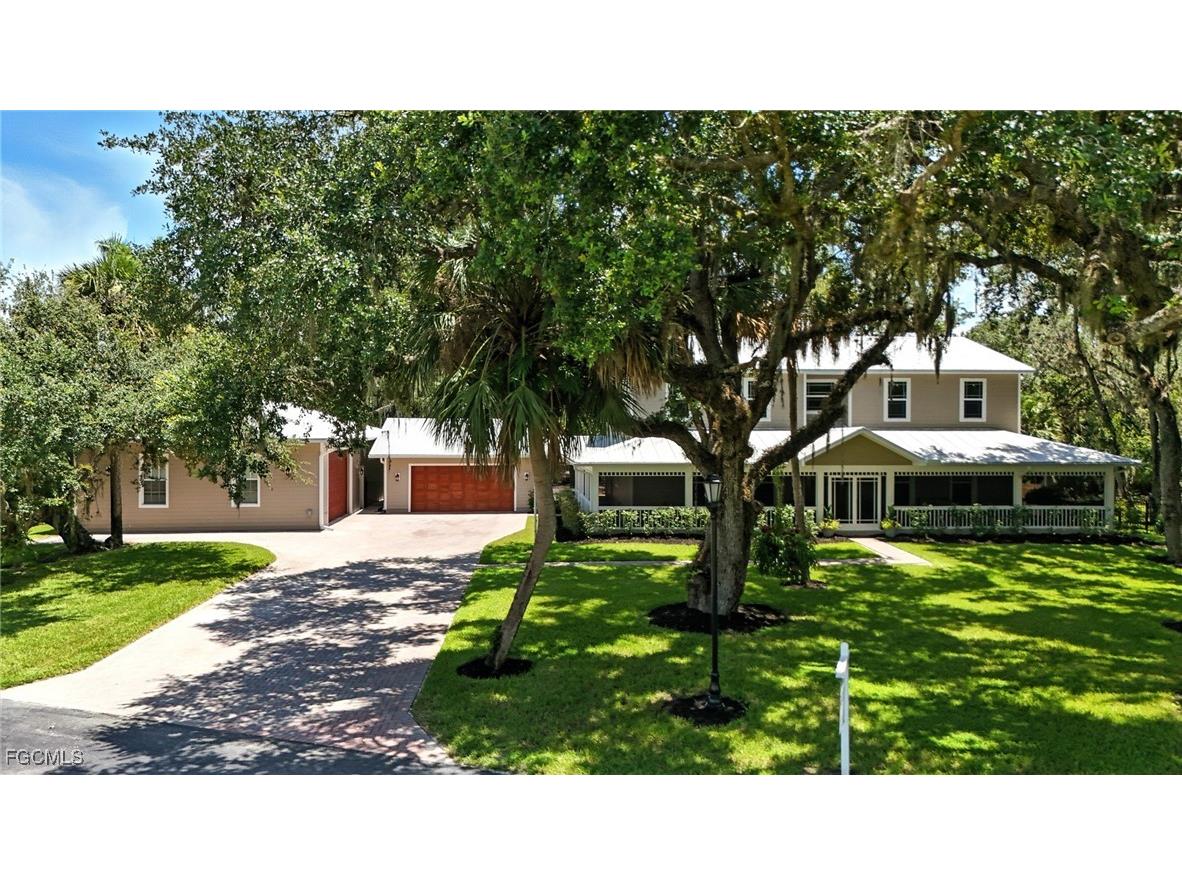 16461 Oakview Circle Alva FL 33920 2025003383 image1