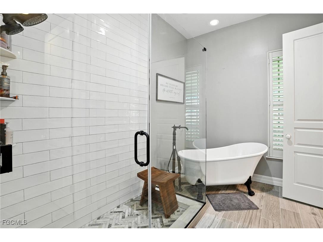 16461 Oakview Circle Alva FL 33920 2025003383 image27