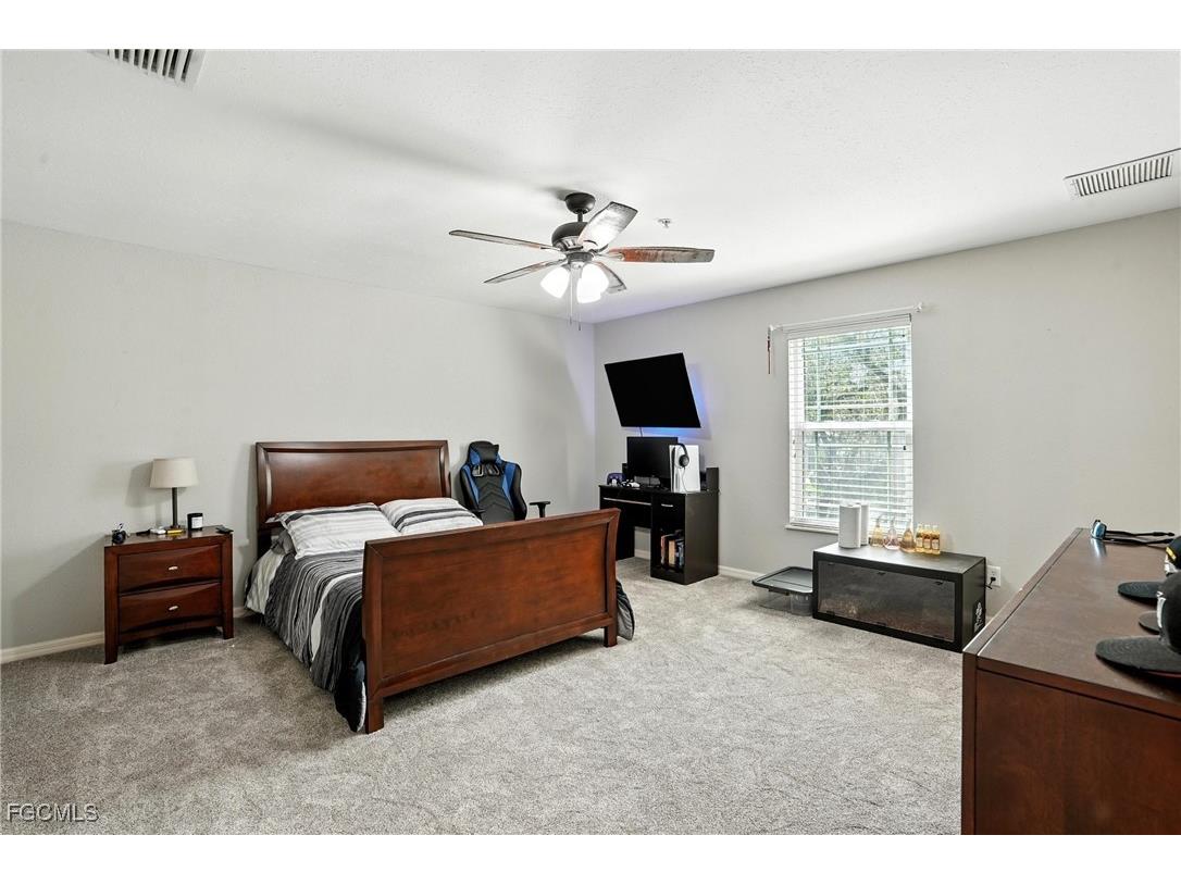 16461 Oakview Circle Alva FL 33920 2025003383 image30