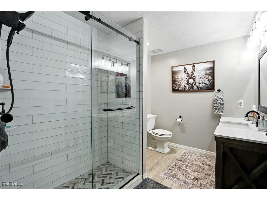 16461 Oakview Circle Alva FL 33920 2025003383 image32