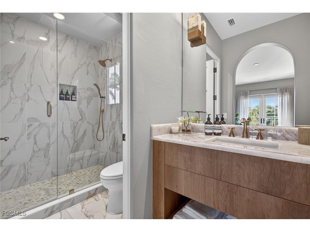 16469 Celebrita Court Naples FL 34110 2026003130 image32