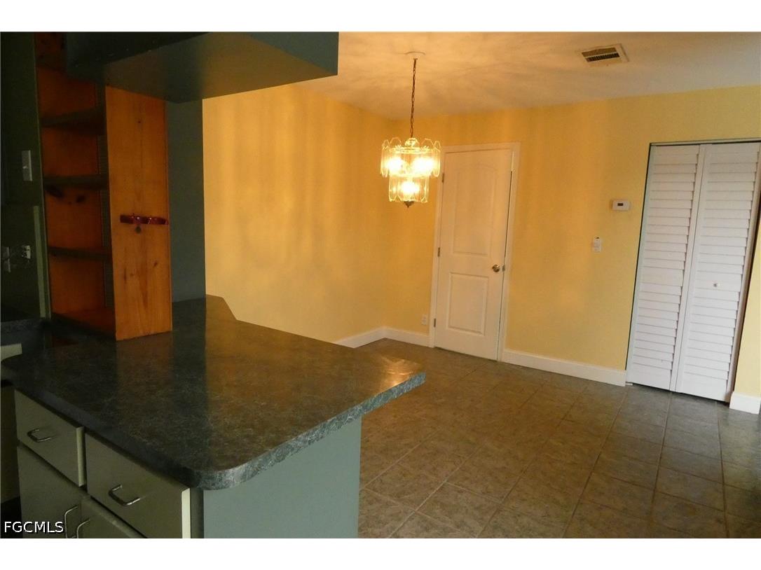 1647 Park Meadows Drive #2 Fort Myers FL 33907 2026026182 image9