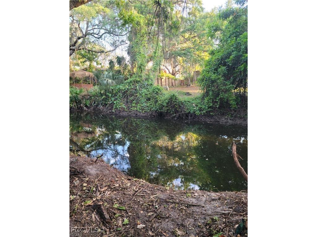 16470 B1 Daughtreys Creek Road North Fort Myers FL 33917 2025005410 image16