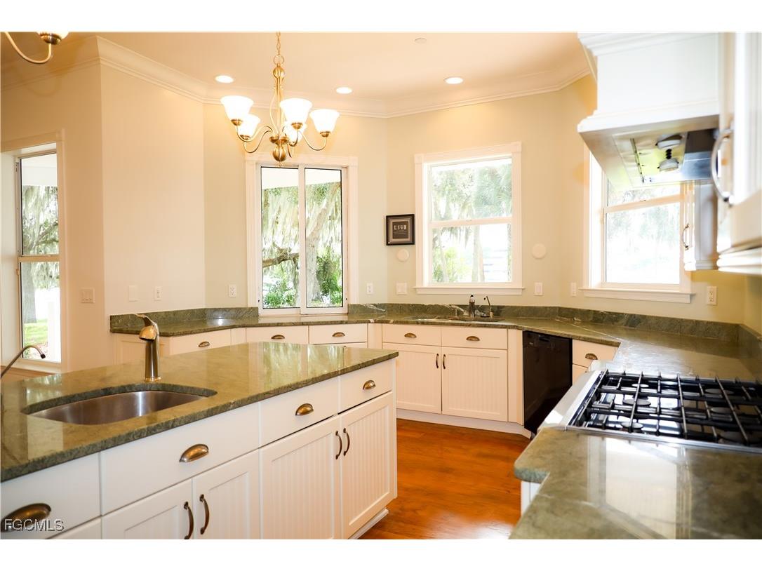 16470 Oakview Circle Alva FL 33920 2025017820 image12