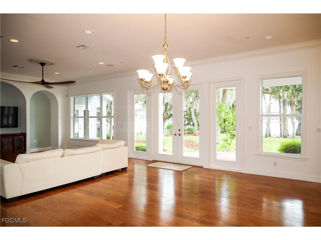 16470 Oakview Circle Alva FL 33920 2025017820 image14