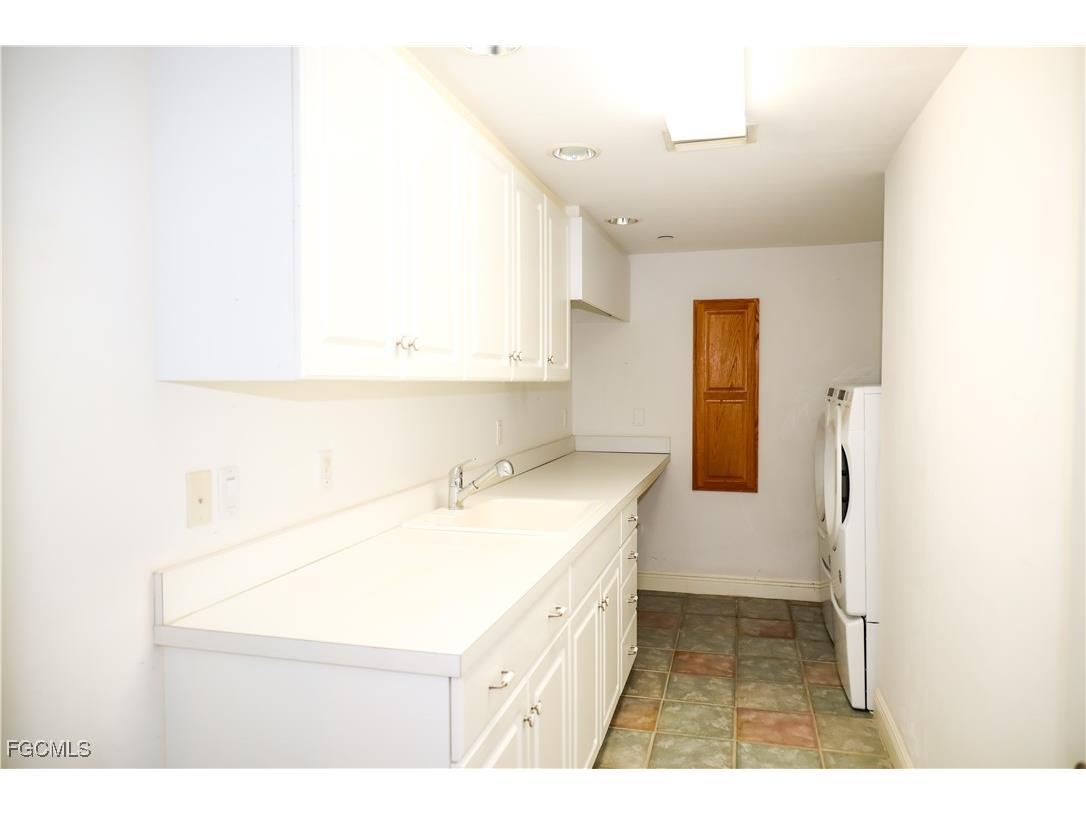 16470 Oakview Circle Alva FL 33920 2025017820 image28