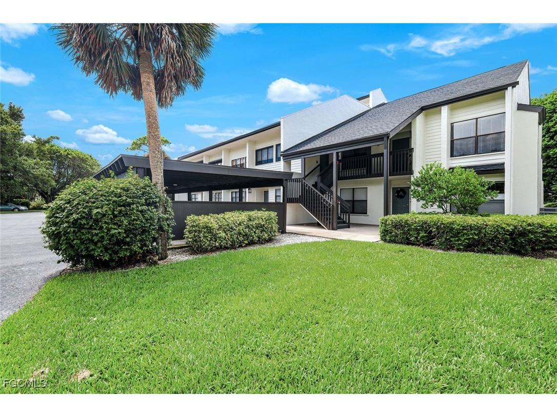 16472 Timberlakes Drive #204 Fort Myers FL 33908 2025008886 image1