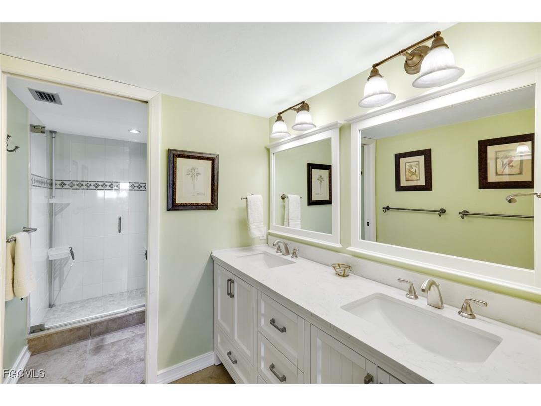 16472 Timberlakes Drive #204 Fort Myers FL 33908 2025008886 image18