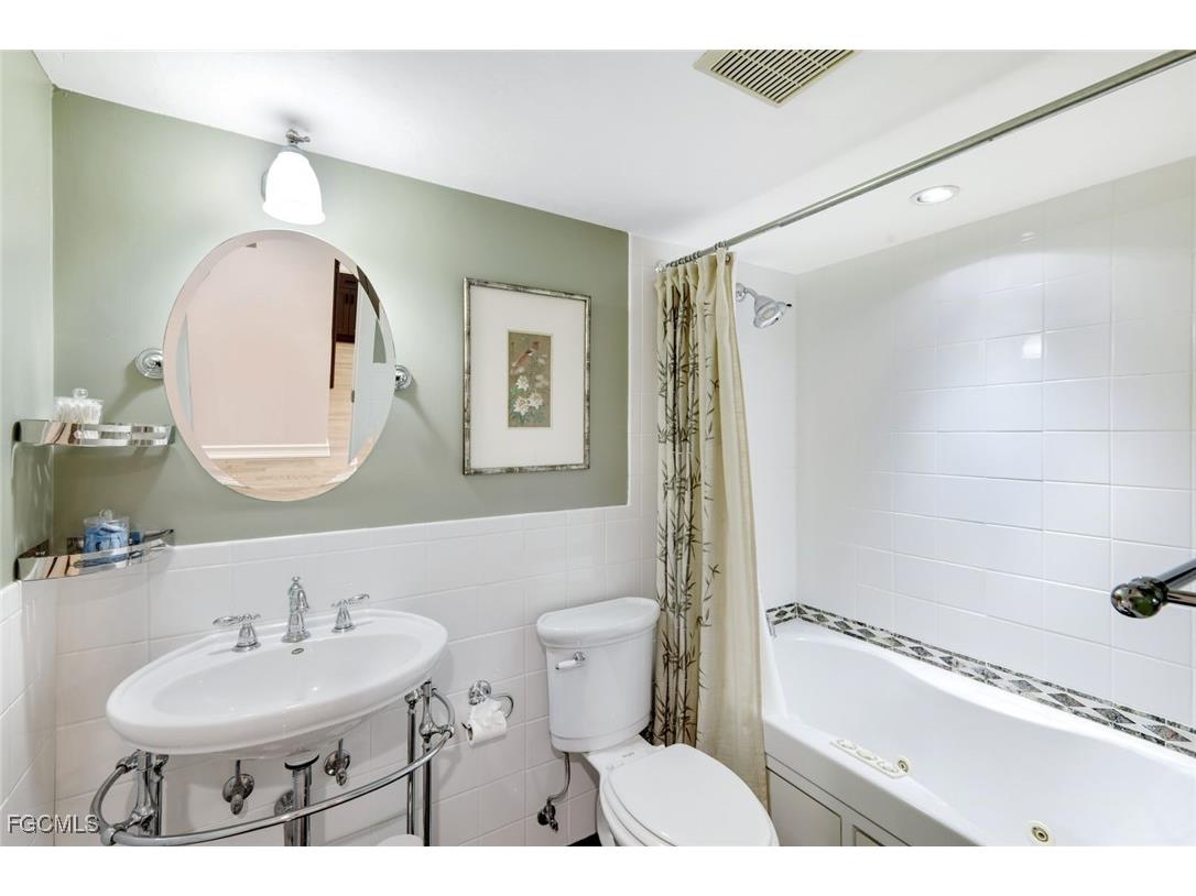 16472 Timberlakes Drive #204 Fort Myers FL 33908 2025008886 image20