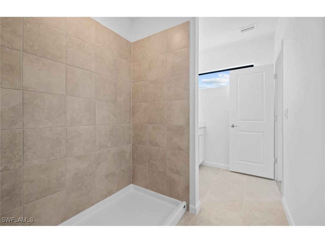 1648 Lake Jessup Circle Cape Coral FL 33909 225081771 image15