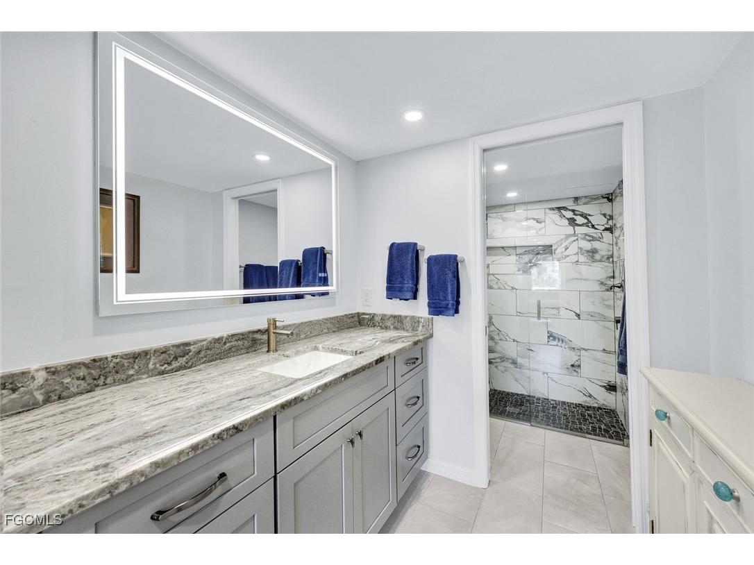 16484 Timberlakes Drive #101 Fort Myers FL 33908 2025008742 image16