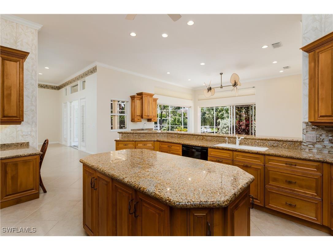 1649 Mcilvaine Court Marco Island FL 34145 225082031 image11