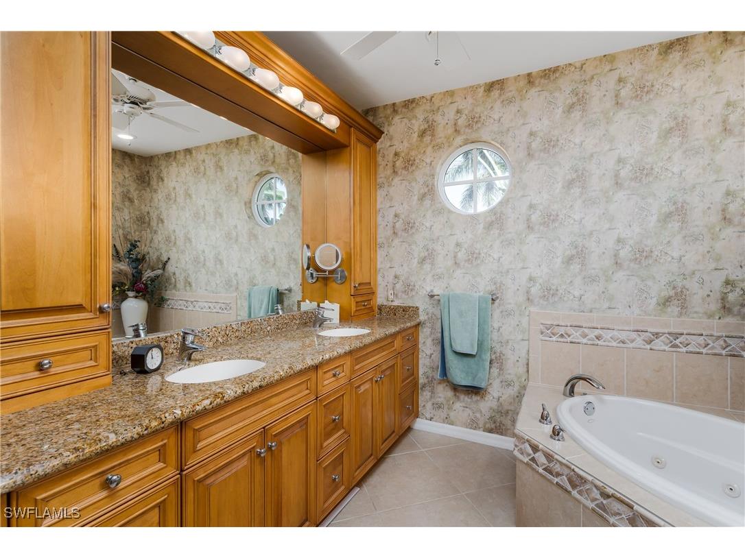 1649 Mcilvaine Court Marco Island FL 34145 225082031 image16