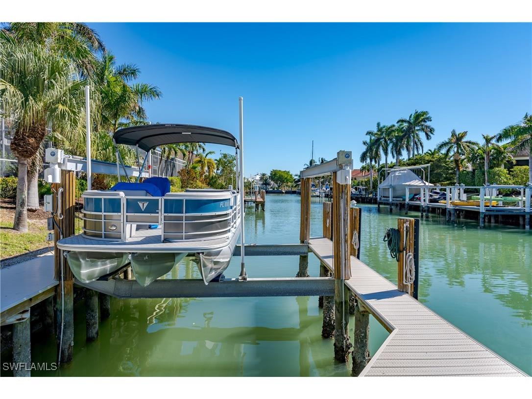 1649 Mcilvaine Court Marco Island FL 34145 225082031 image40