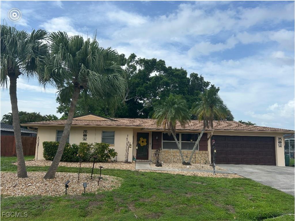 1649 N Hermitage Road Fort Myers FL 33919 2025001452 image1