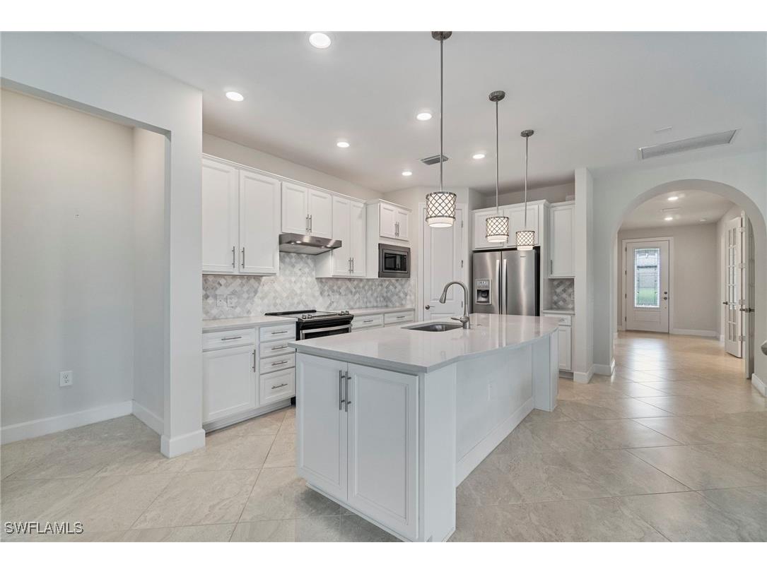 16495 Windsor Way Alva FL 33920 225068991 image7