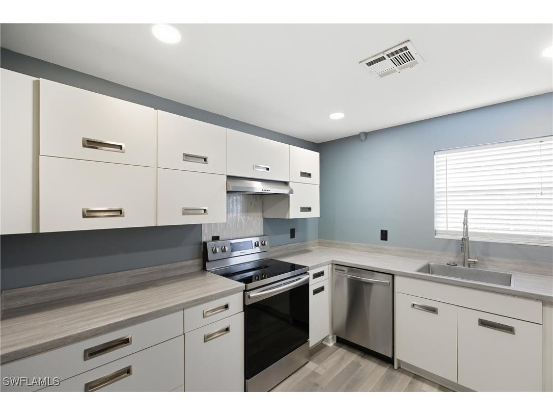 165 Bristol Lane #C202 Naples FL 34112 225079194 image8