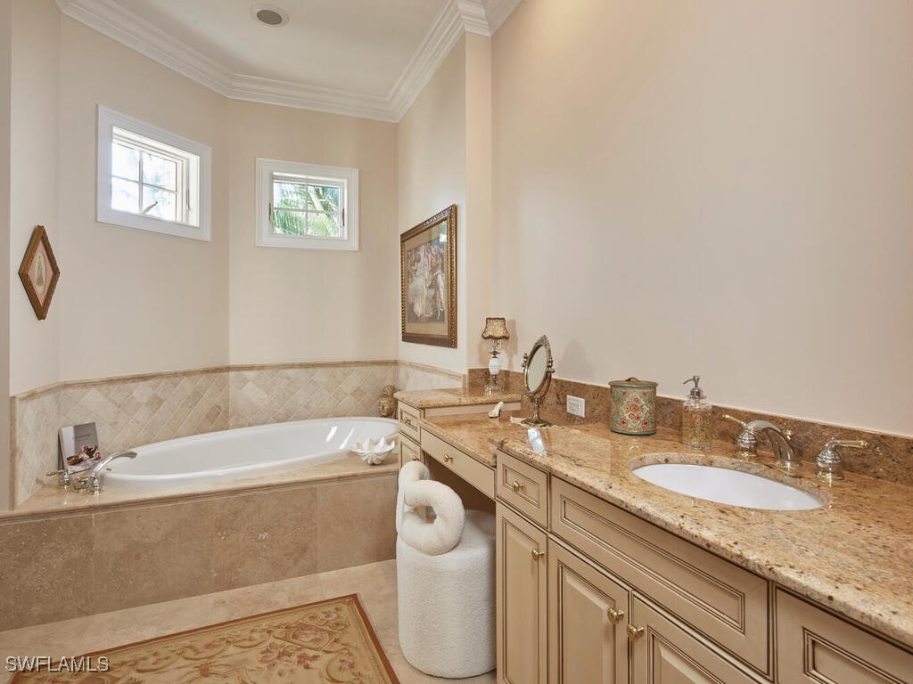 165 Broad Avenue S Naples FL 34102 225077304 image16