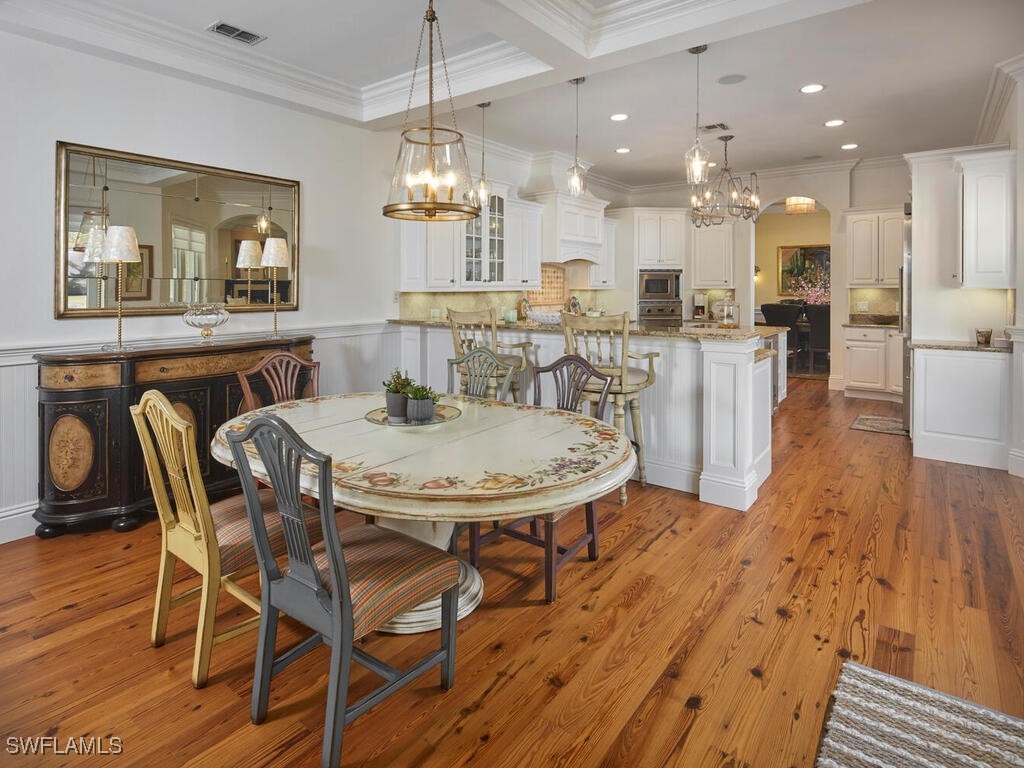 165 Broad Avenue S Naples FL 34102 225077304 image5
