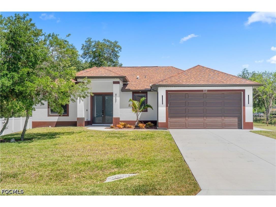 165 Patio Street Lehigh Acres FL 33974 2026029597 image1