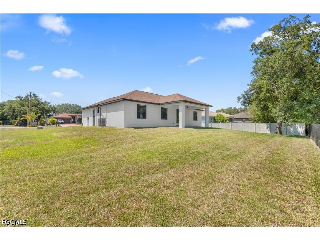 165 Patio Street Lehigh Acres FL 33974 2026029597 image21