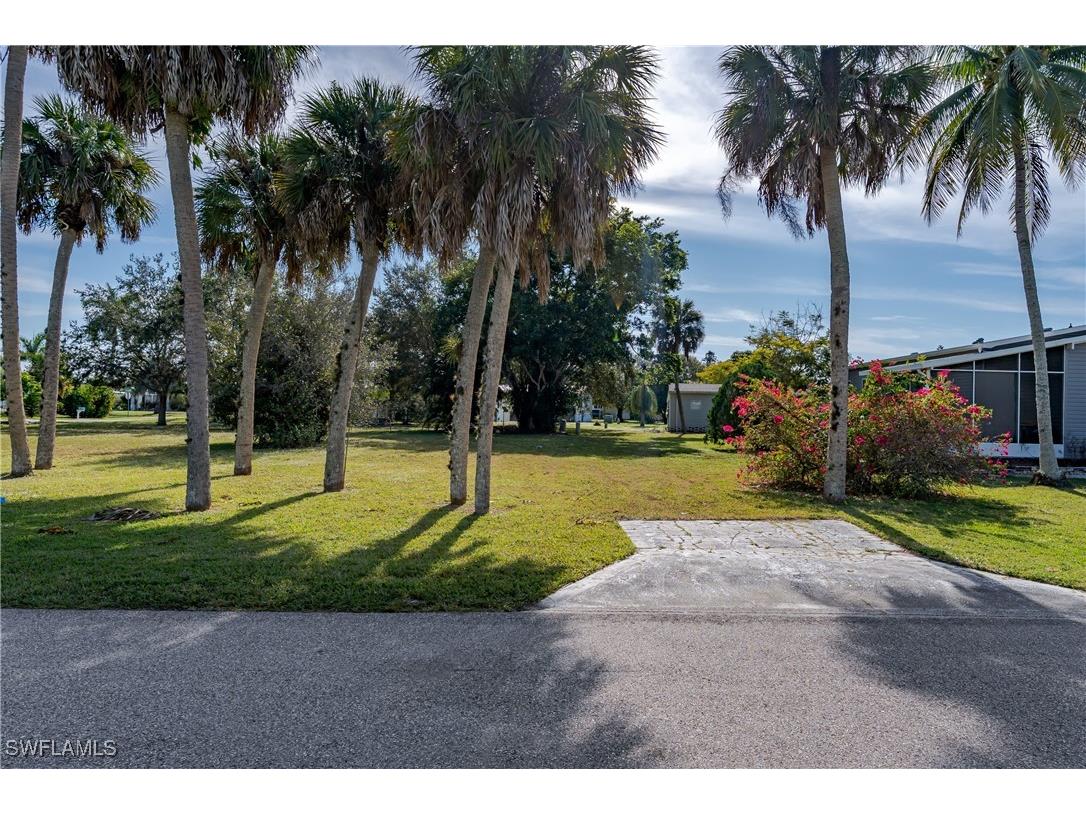 165 Riverwood Road Naples FL 34114 226005438 image1