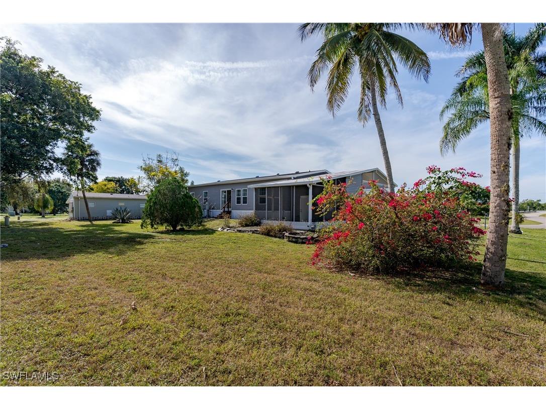 165 Riverwood Road Naples FL 34114 226005438 image3