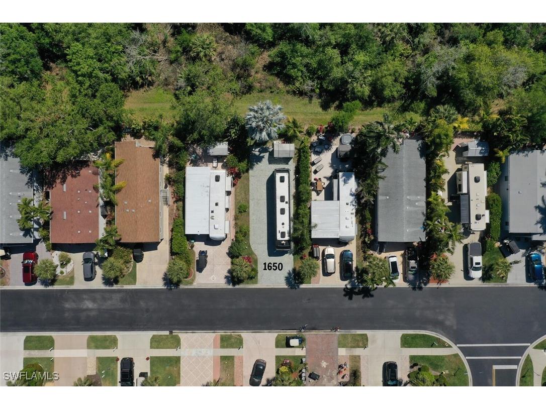 1650 Diamond Lake Circle Naples FL 34114 225055756 image9