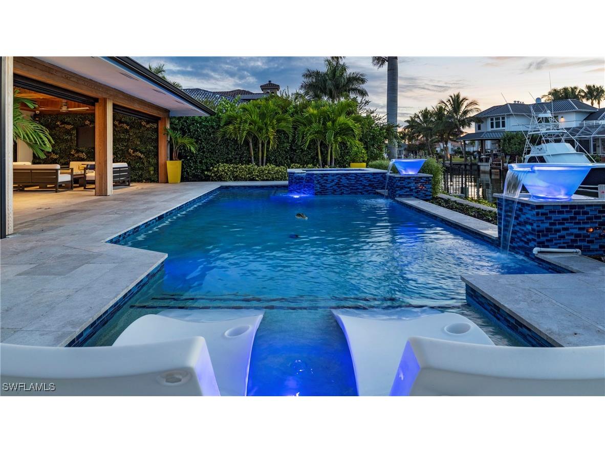 1650 Mullet Court Naples FL 34102 225081677 image1