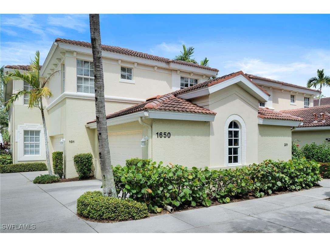 1650 Tarpon Bay Drive S #101 Naples FL 34119 225076487 image1