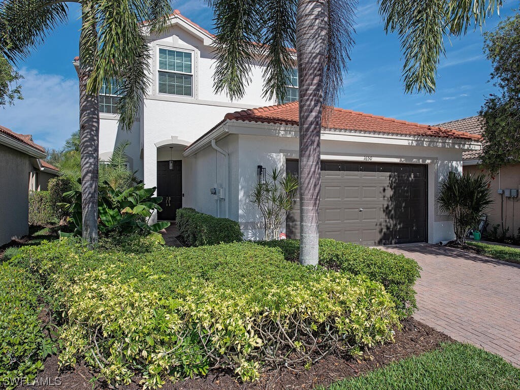 1650 Triangle Palm Terrace Naples FL 34119 223088154 image1